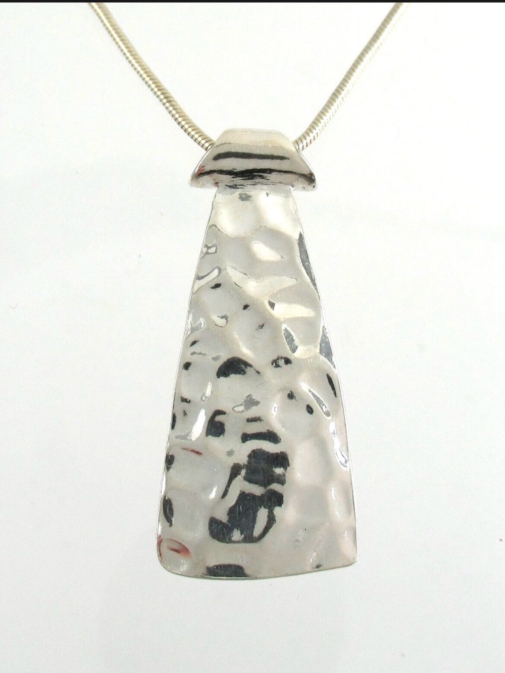 Silpada Sterling Silver Hammered Tie Shaped Pendant Necklace 3145 - Picture 3 of 4